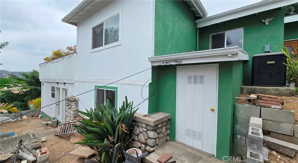 787 Terrace 49, Los Angeles, California 90042 home-pic-18