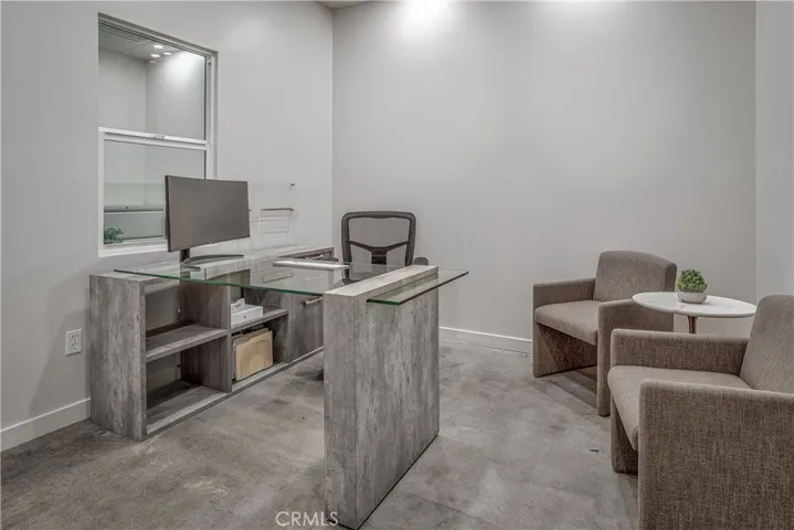 2921 W Burbank, Burbank, California 91505