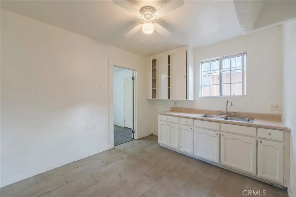 1649 W 56th Street, Los Angeles, California 90062 home-pic-16