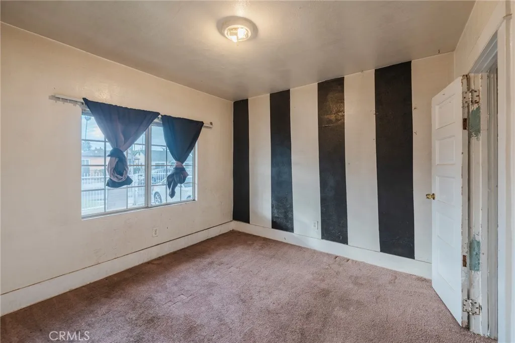 1649 W 56th Street, Los Angeles, California 90062 home-pic-8
