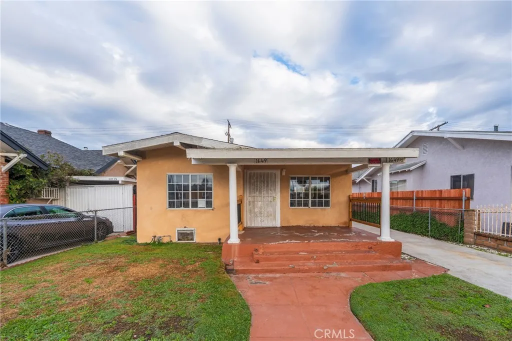 1649 W 56th Street, Los Angeles, California 90062 home-pic-1