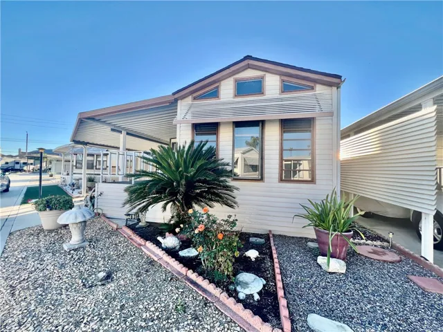 1295 S Cawston 263, Hemet, California 92545