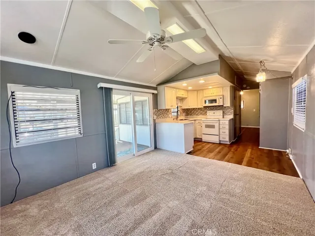 1295 S Cawston 263, Hemet, California 92545