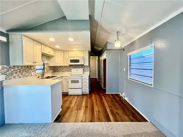 1295 S Cawston 263, Hemet, California 92545