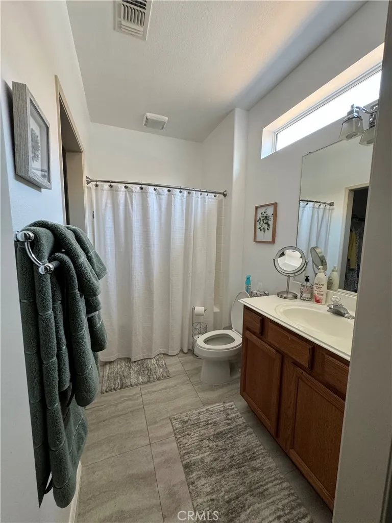 39800 Dorset Dr, Palm Desert, California 92211 home-pic-7