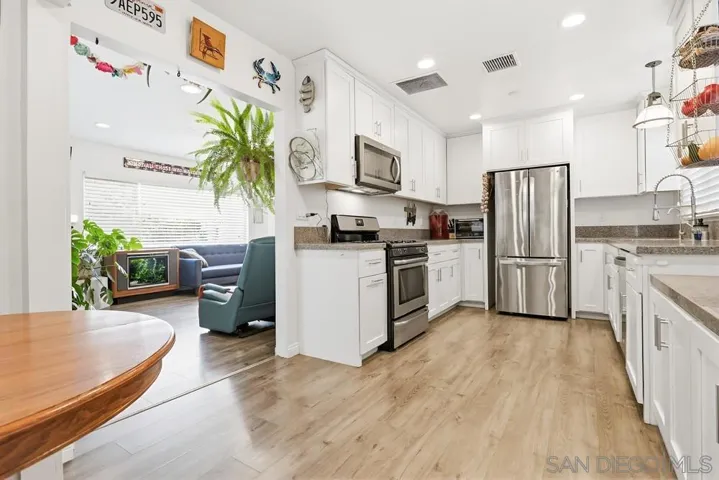 712 Lemon Avenue, Vista, California 92084