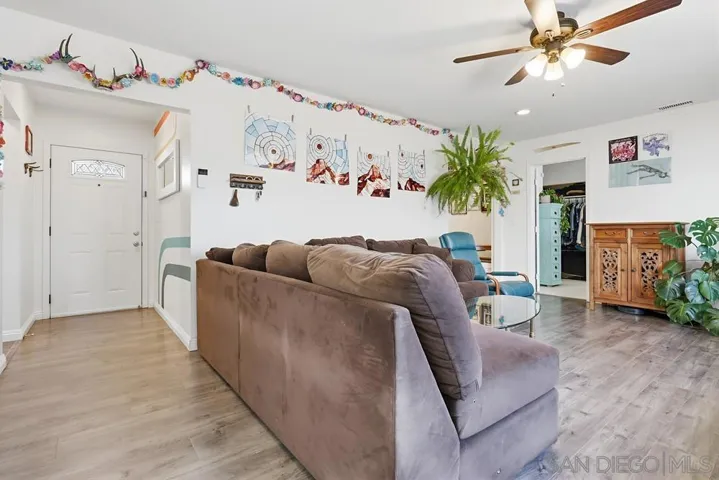 712 Lemon Avenue, Vista, California 92084