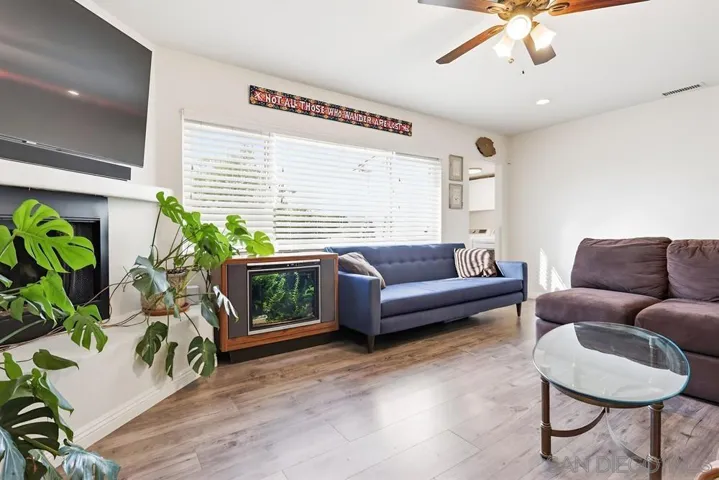 712 Lemon Avenue, Vista, California 92084
