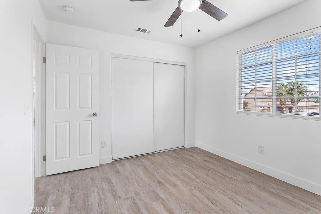 15611 Kadota, Victorville, California 92395 home-pic-23