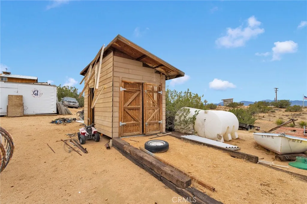 7848 Di Francesco, Apple Valley, California 92308 home-pic-15
