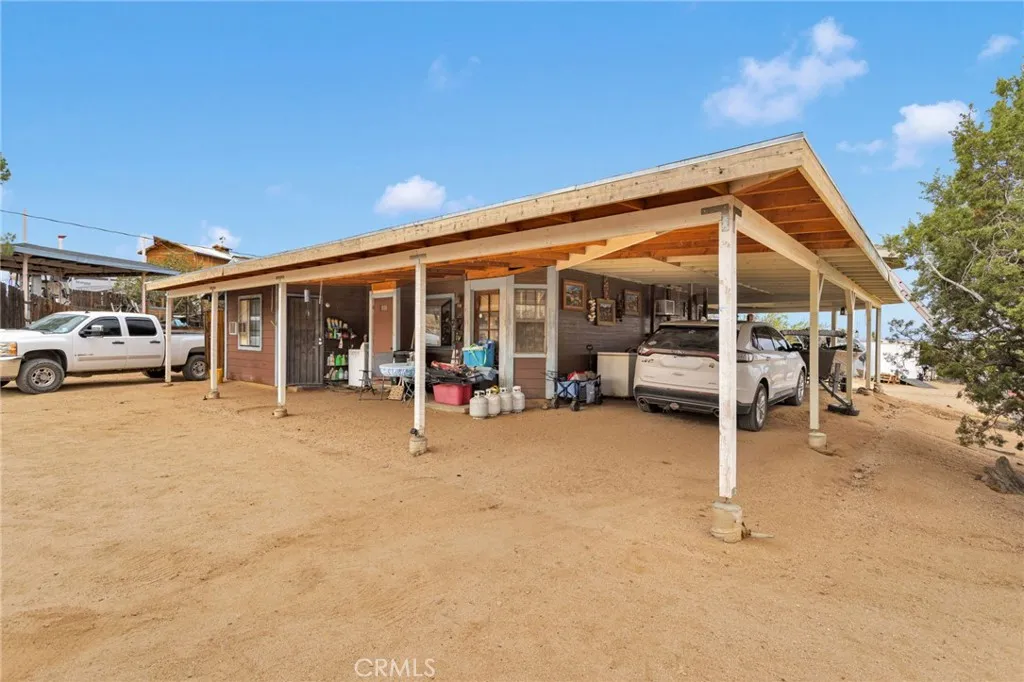 7848 Di Francesco, Apple Valley, California 92308 home-pic-2
