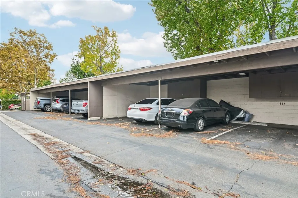 1430 Cabrillo Park B, Santa Ana, California 92701 home-pic-26