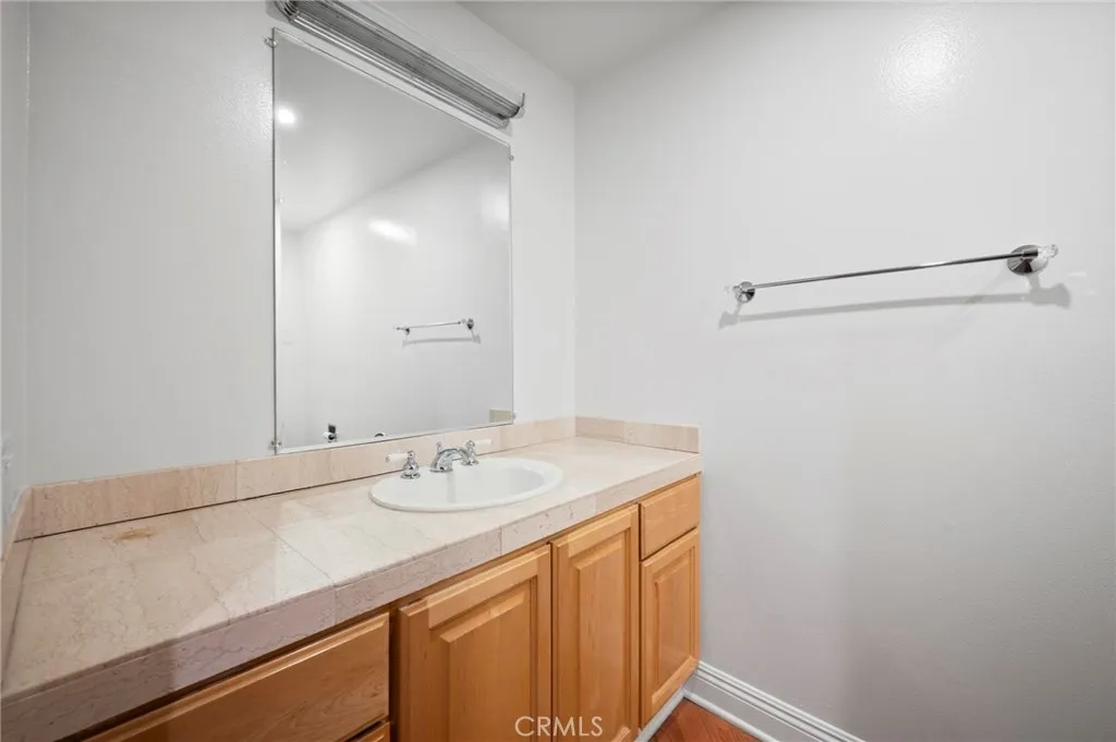 750 S Bundy 108, Los Angeles, California 90049 home-pic-11