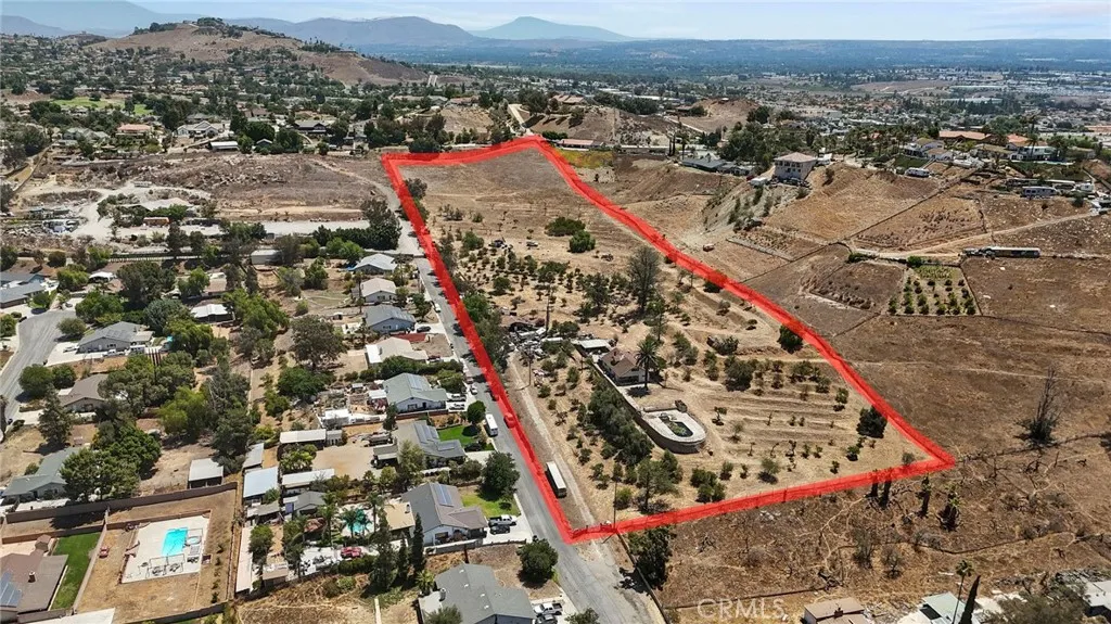 8600 58th, Jurupa Valley, California 92509 home-pic-4