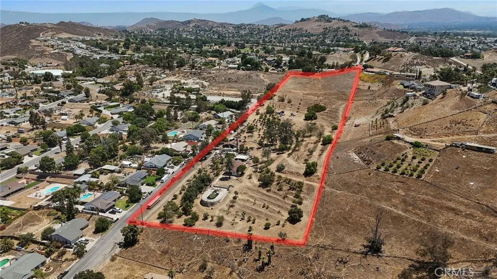 8600 58th, Jurupa Valley, California 92509 home-pic-3