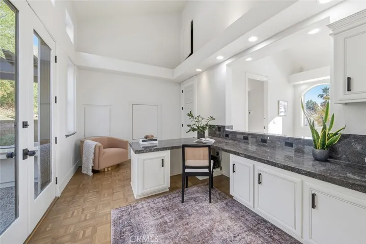 Primary office suite