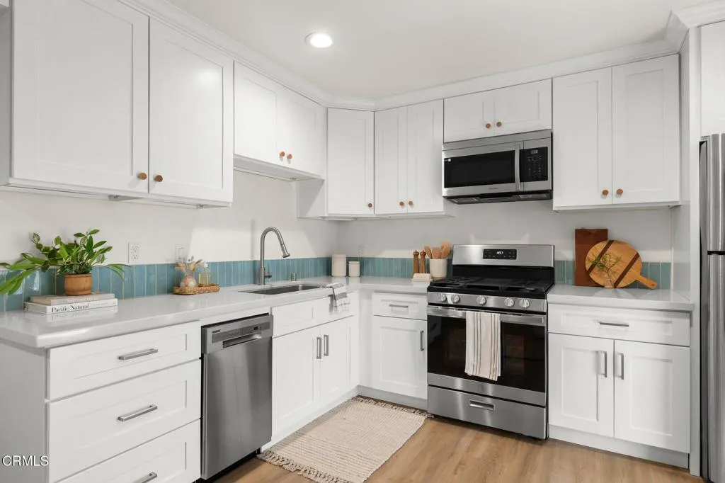 288 Highland Drive, Oxnard, California 93035 home-pic-47