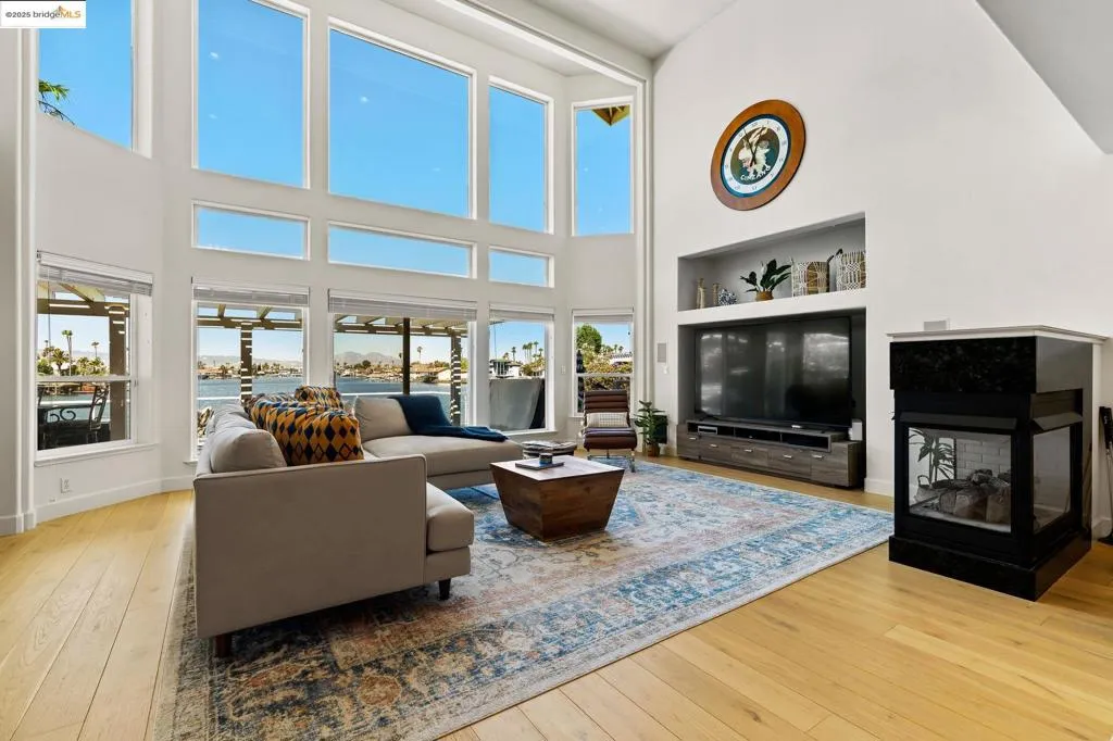 630 Discovery Bay Blvd, Discovery Bay, California 94505 home-pic-10