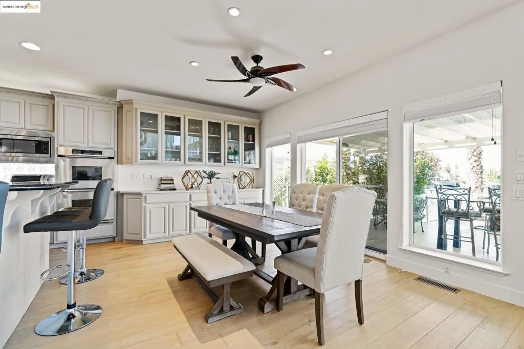 630 Discovery Bay Blvd, Discovery Bay, California 94505 home-pic-16