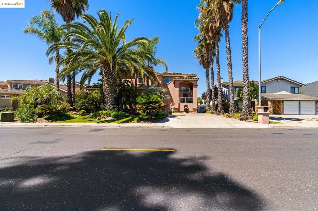 630 Discovery Bay Blvd, Discovery Bay, California 94505 home-pic-58