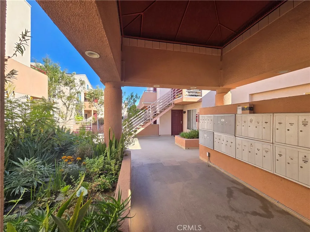 16700 Yukon Ave 108, Torrance, California 90504 home-pic-3