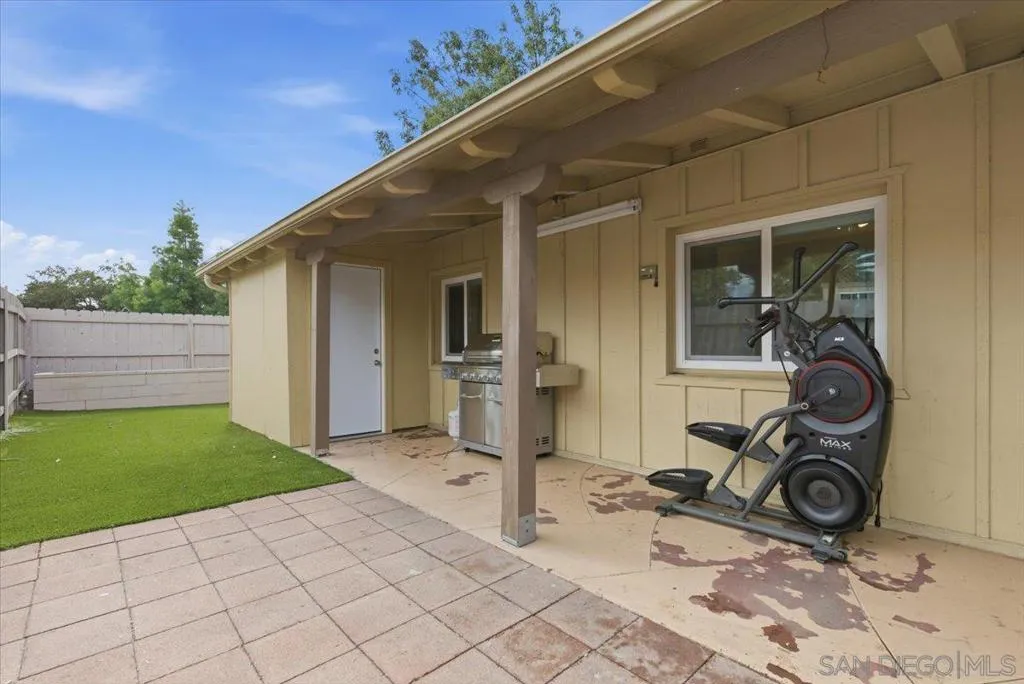 911 Jamacha Road, El Cajon, California 92019 home-pic-21