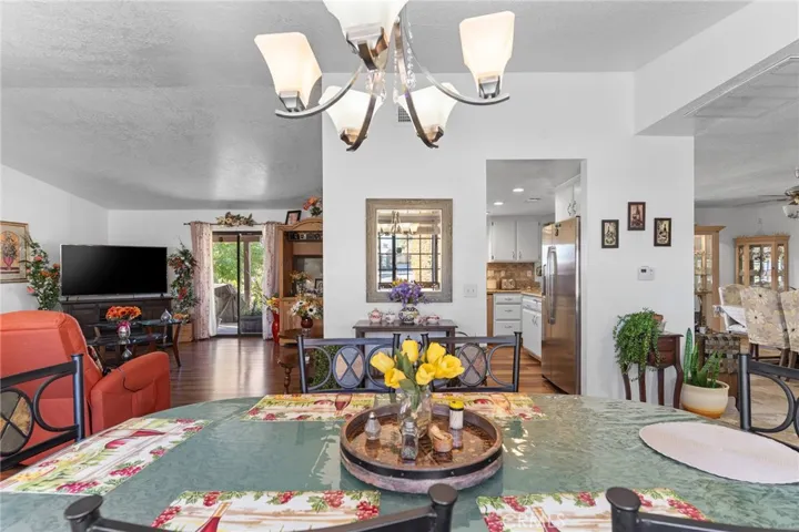 20071 Serrano, Apple Valley, California 92307