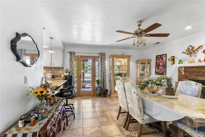 20071 Serrano, Apple Valley, California 92307
