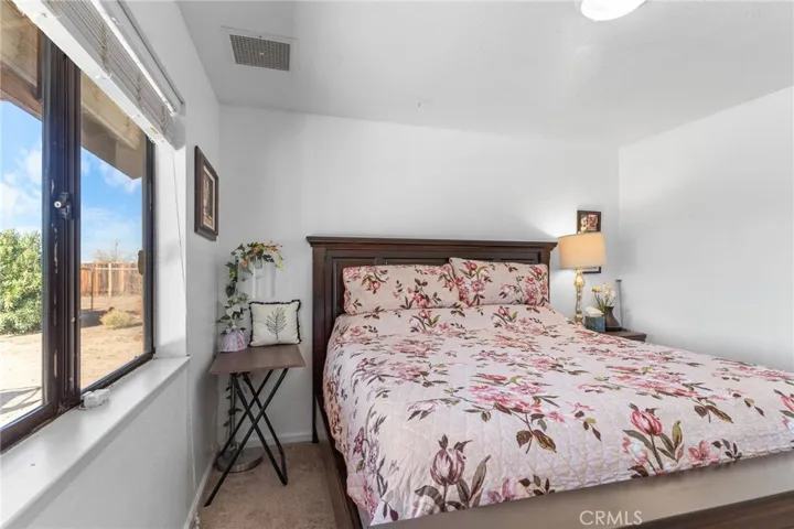 20071 Serrano, Apple Valley, California 92307