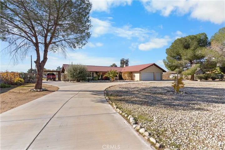 20071 Serrano, Apple Valley, California 92307