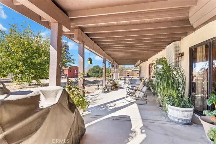 20071 Serrano, Apple Valley, California 92307