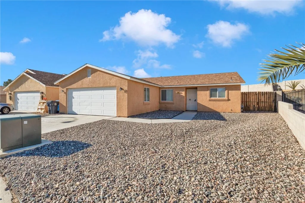 34622 Paseo Del Valle, Barstow, California 92311 home-pic-2