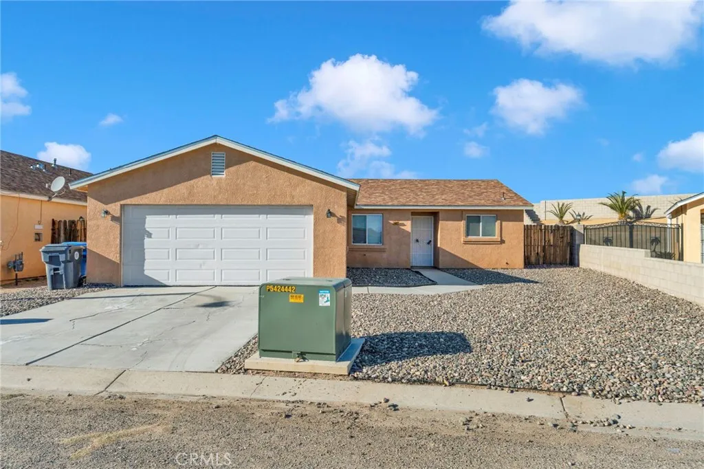 34622 Paseo Del Valle, Barstow, California 92311 home-pic-1
