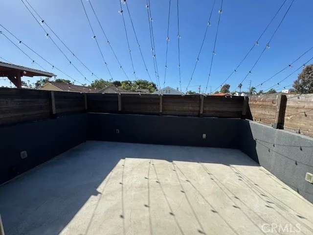 335 Flint, Long Beach, California 90814 home-pic-36