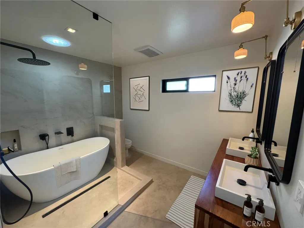335 Flint, Long Beach, California 90814 home-pic-30