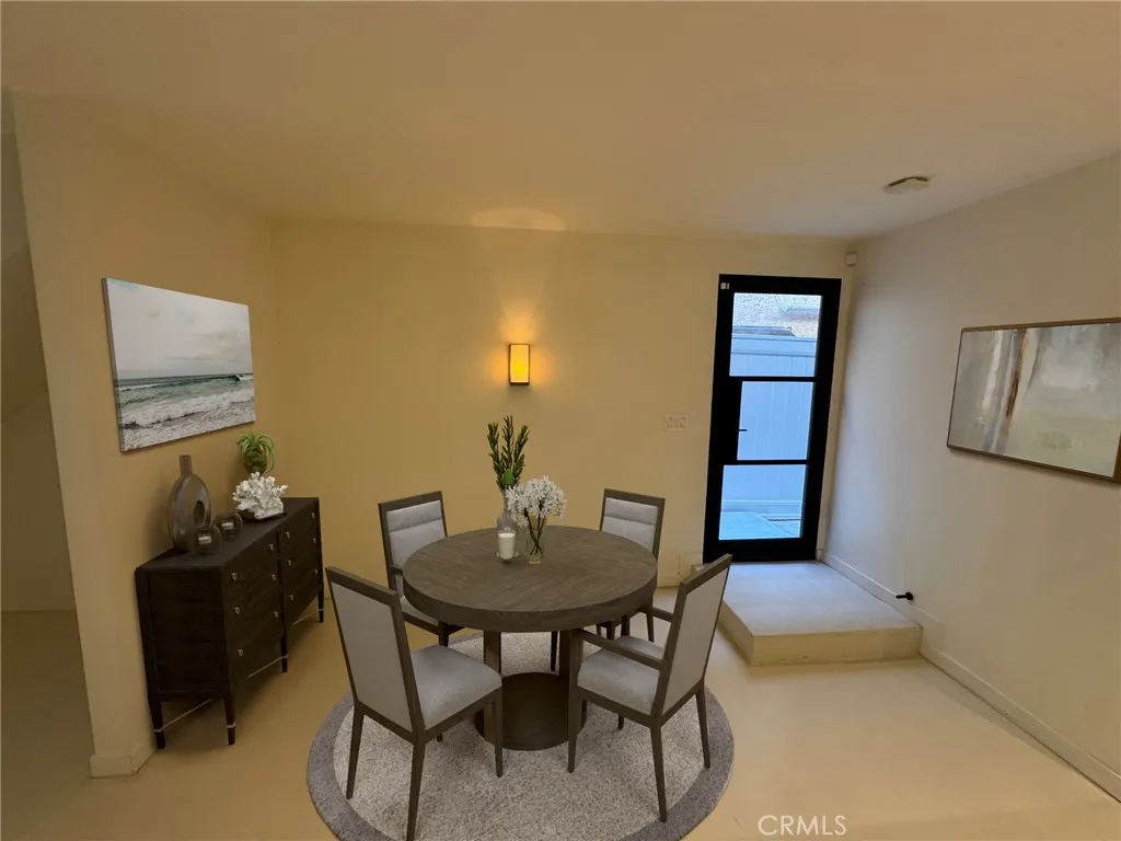 335 Flint, Long Beach, California 90814 home-pic-14
