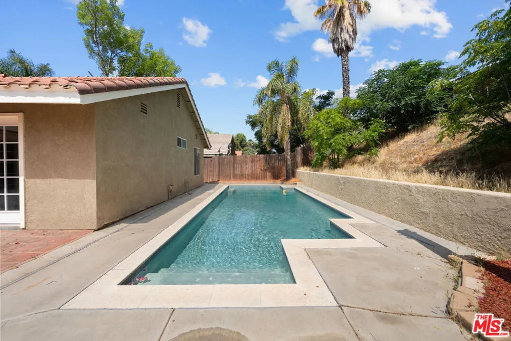 25626 Vespucci Avenue, Moreno Valley, California 92557 home-pic-24