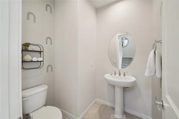 MODEL HOME