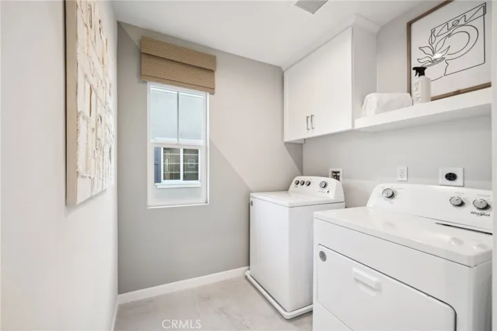 MODEL HOME