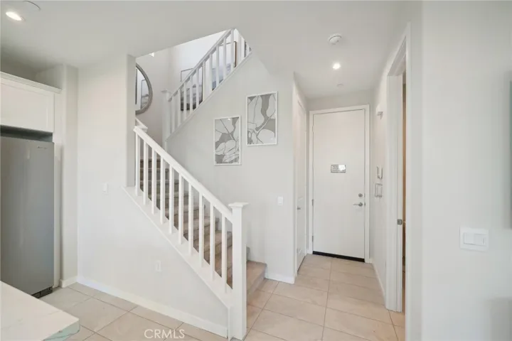 MODEL HOME