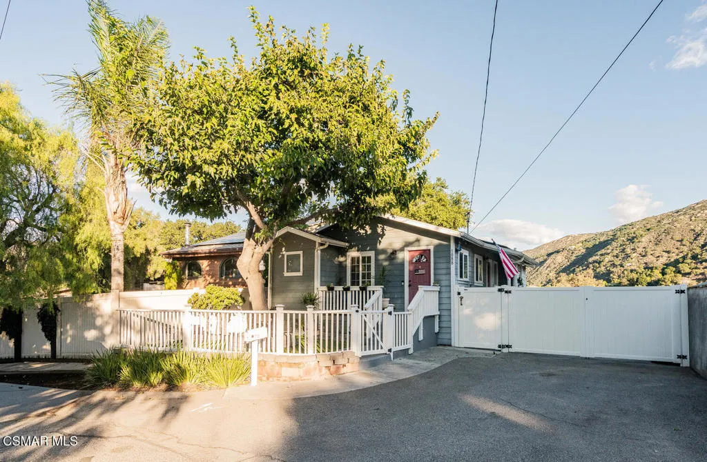 1088 Alta Vista Road, Simi Valley, California 93063 home-pic-1