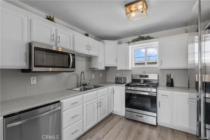 48240 90th Street W, Lancaster, California 93536