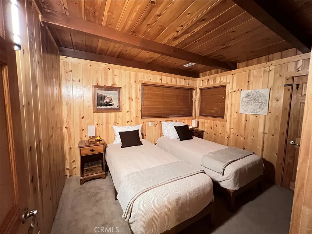 Guest bedroom