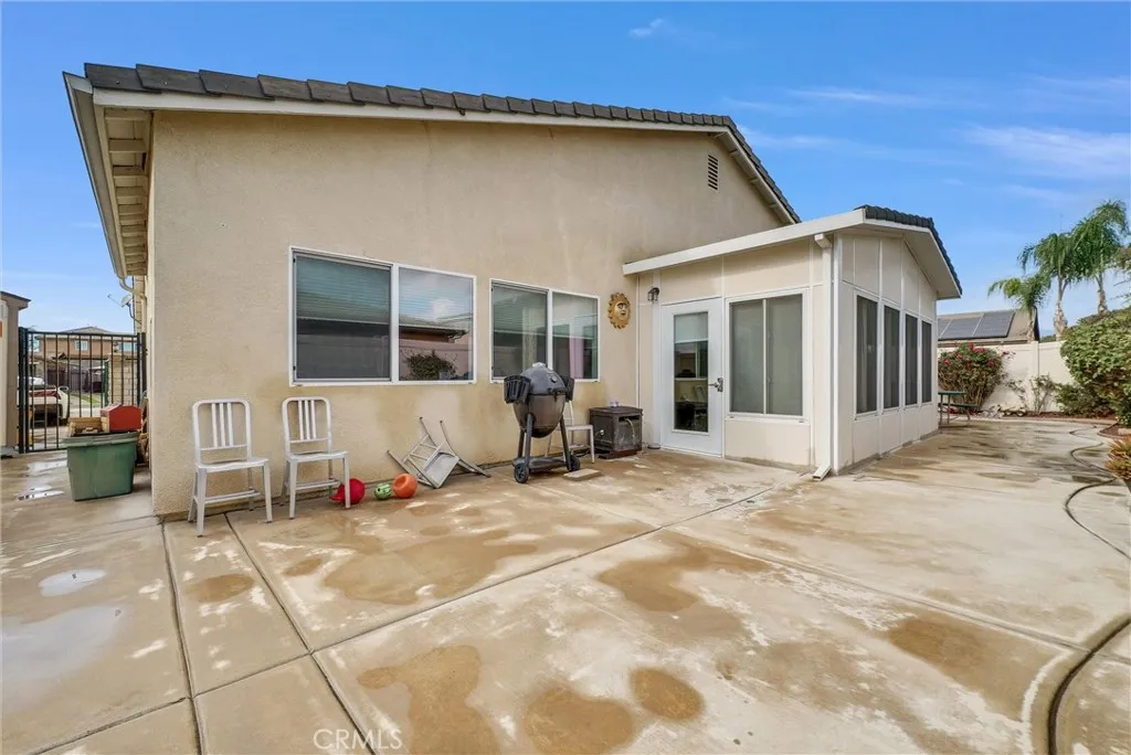 4664 Creek Cir, Jurupa Valley, California 91752 home-pic-27