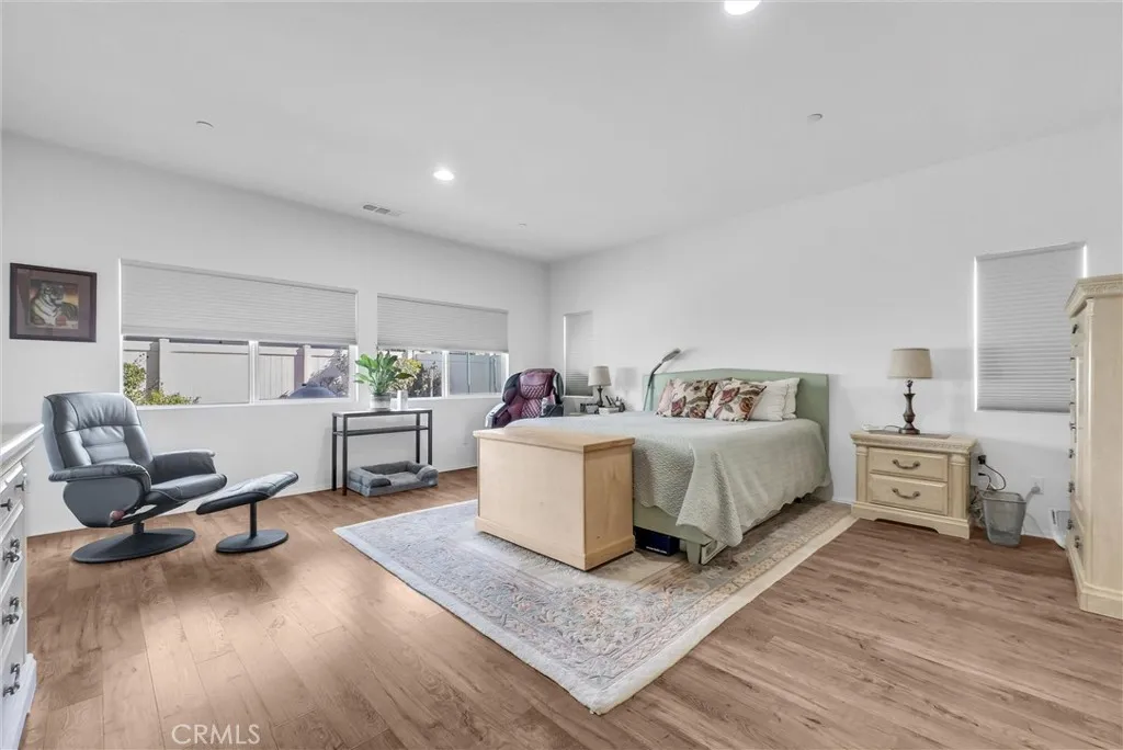 4664 Creek Cir, Jurupa Valley, California 91752 home-pic-13