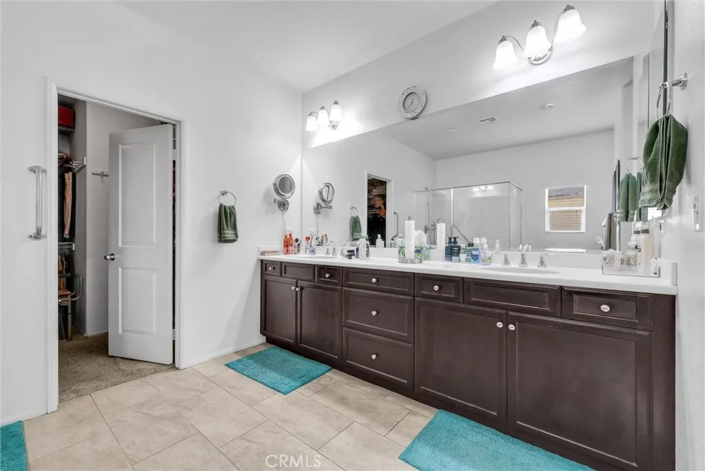 4664 Creek Cir, Jurupa Valley, California 91752 home-pic-14