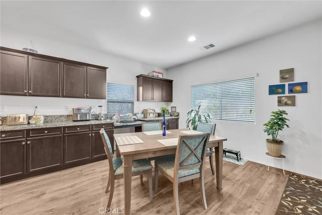 4664 Creek Cir, Jurupa Valley, California 91752 home-pic-6
