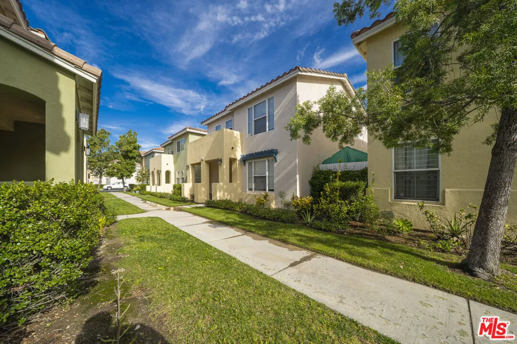 121 Cancion Way, Los Angeles, California 90033 home-pic-6