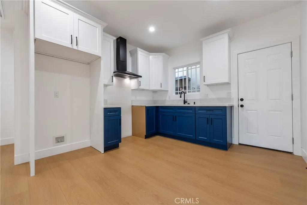 8405 Mckinley Avenue, Los Angeles, California 90001 home-pic-27