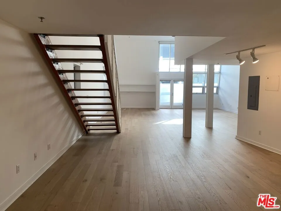 Live/Work Space